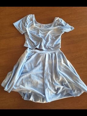 Light Blue Girls Two-Piece Casual Dress Set - Brand: Wild Rich Kids